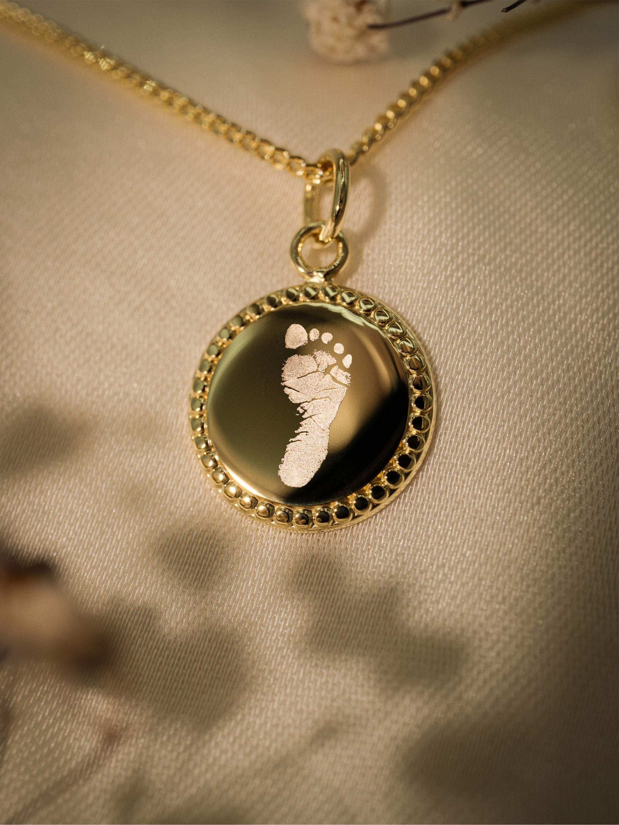 Fußabdruck Halskette – Lumière (14k vergoldet)