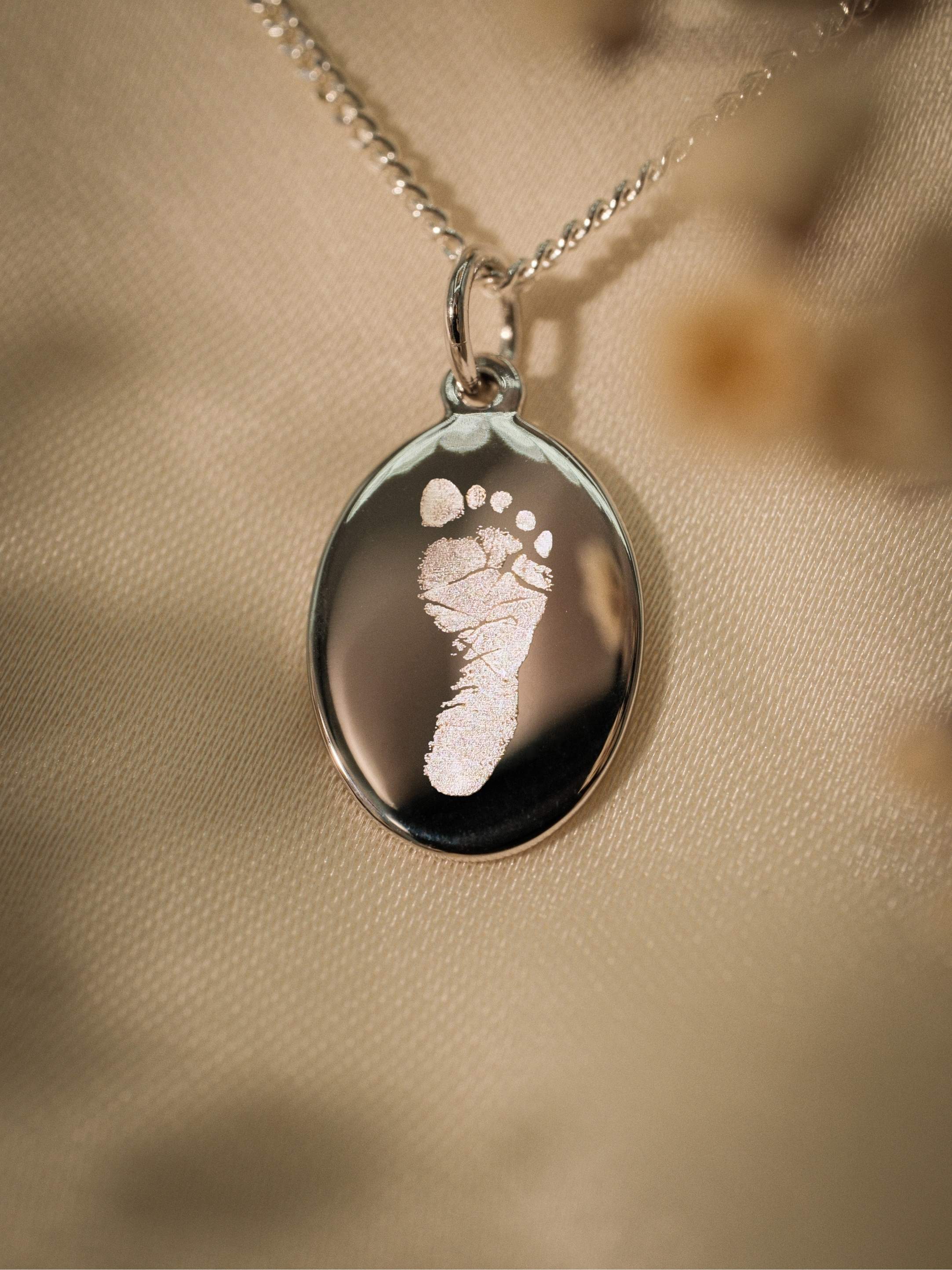 Fußabdruck Halskette – Mila (925 Silber)