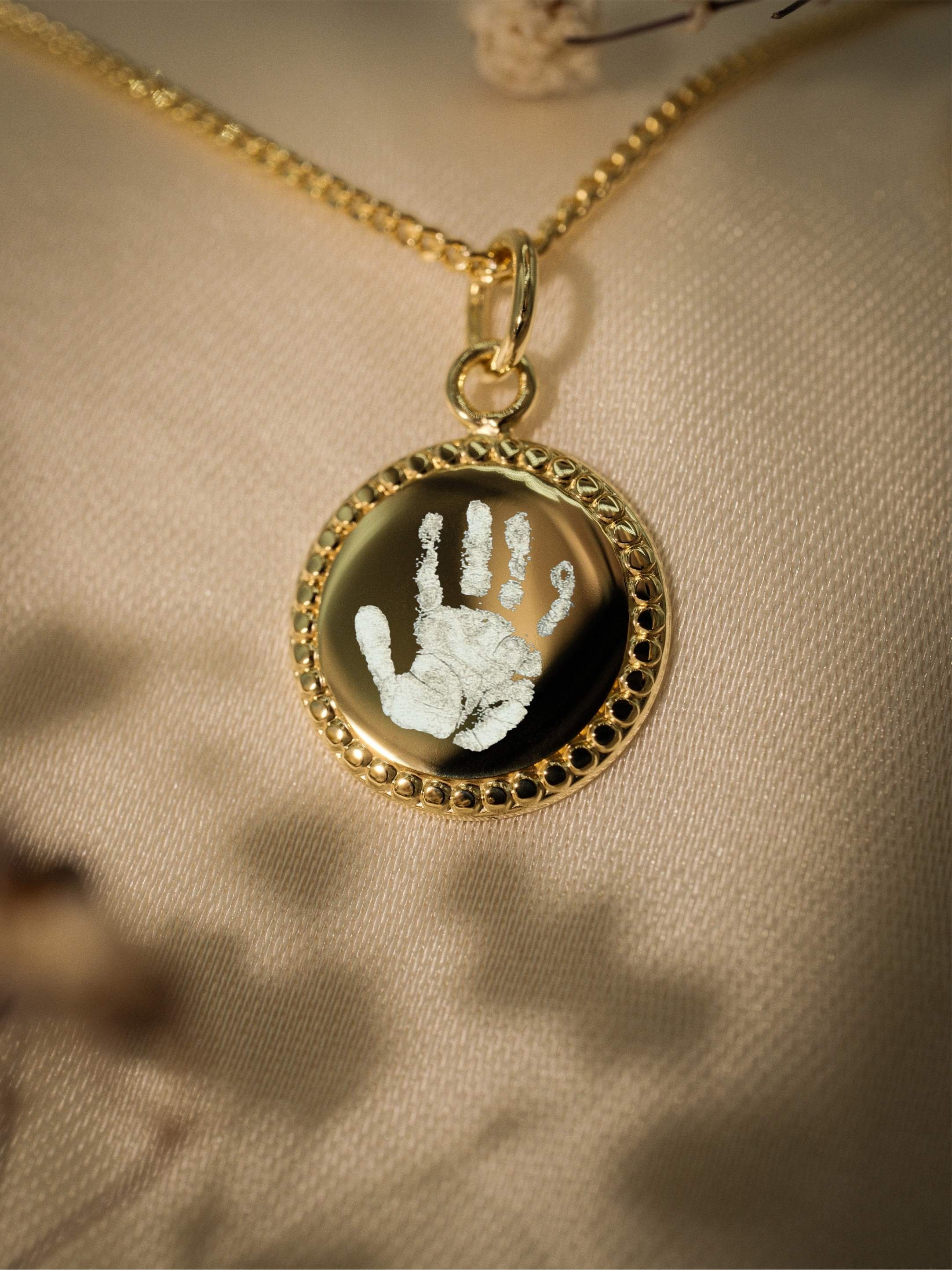 Handabdruck Halskette – Lumière (14k vergoldet)
