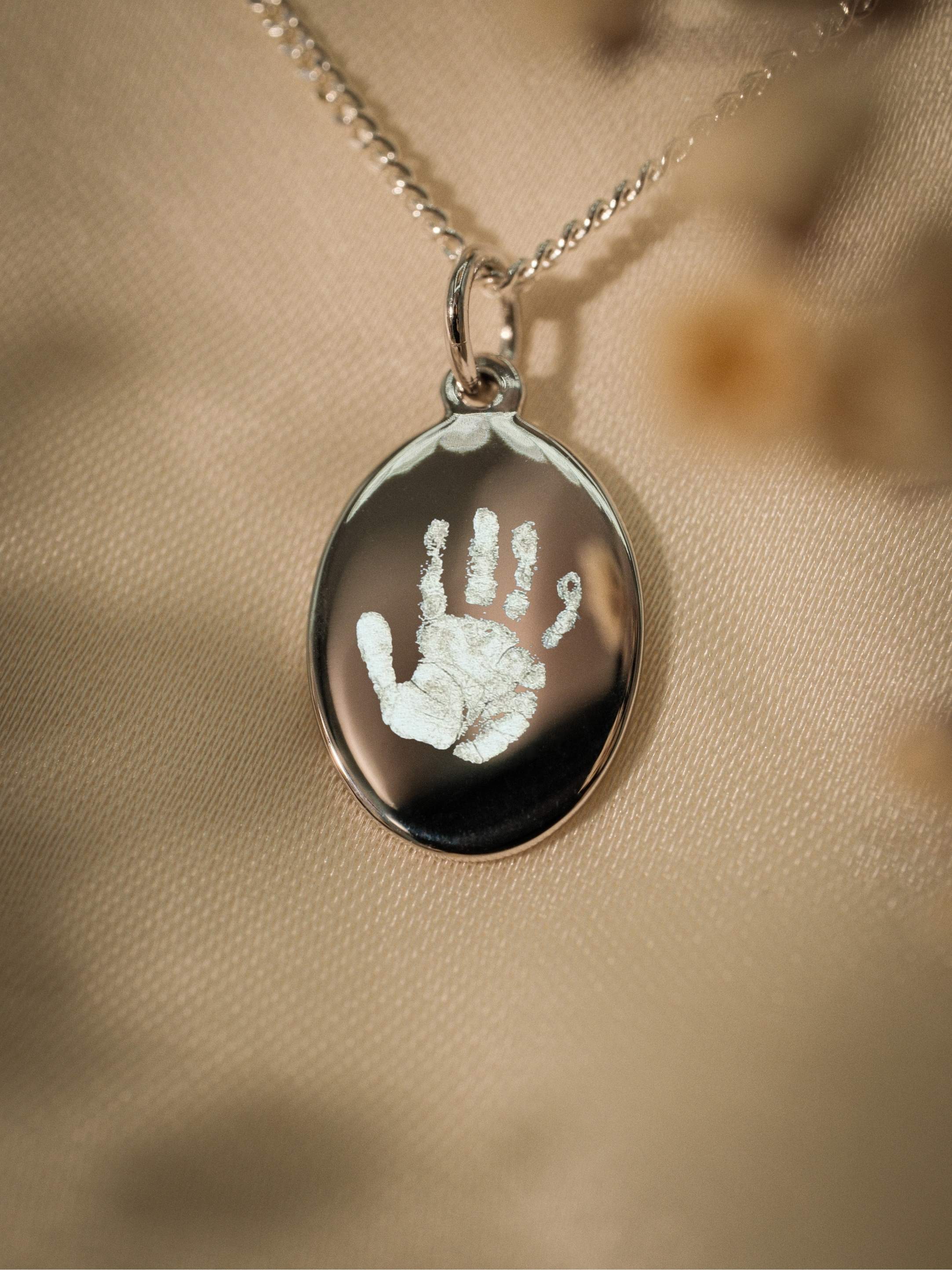 Handabdruck Halskette – Mila (925 Silber)